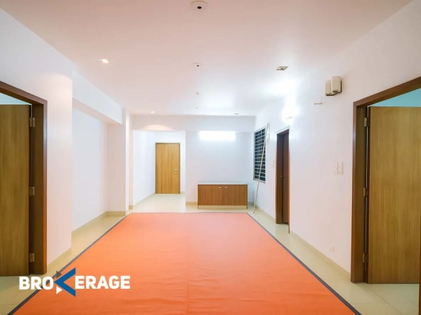 Ready flat for sale in dhanmondi