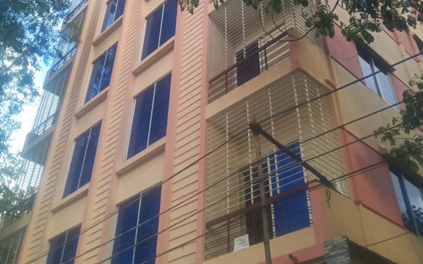 1200 sft 3-bedroom flat is ready for rent in Mohammadpur
